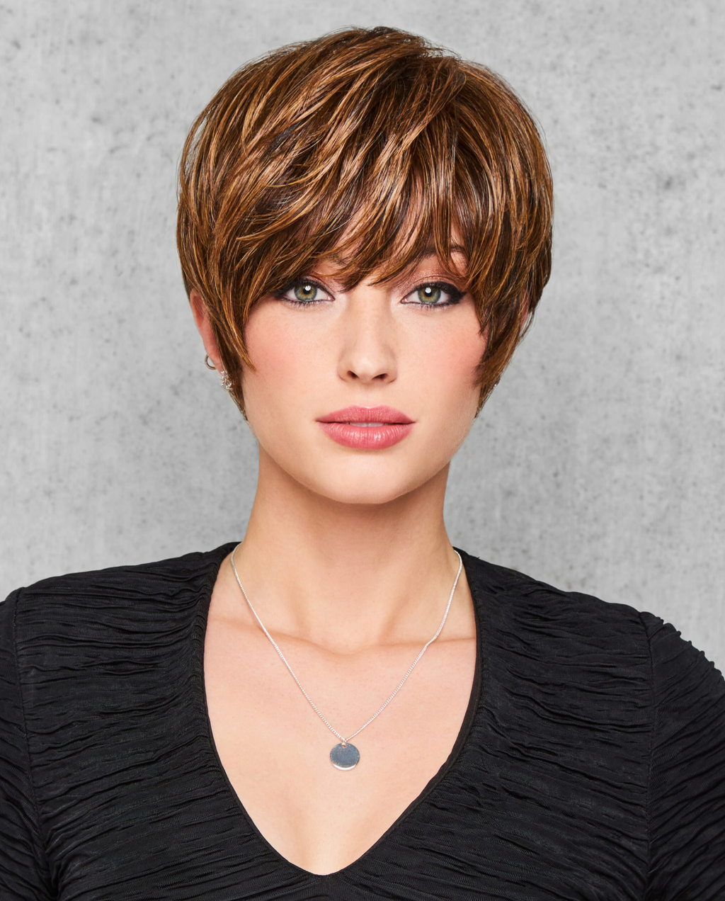 Hairdo Feather Cut Wig, R3025S+ Glazed Cinnamon
