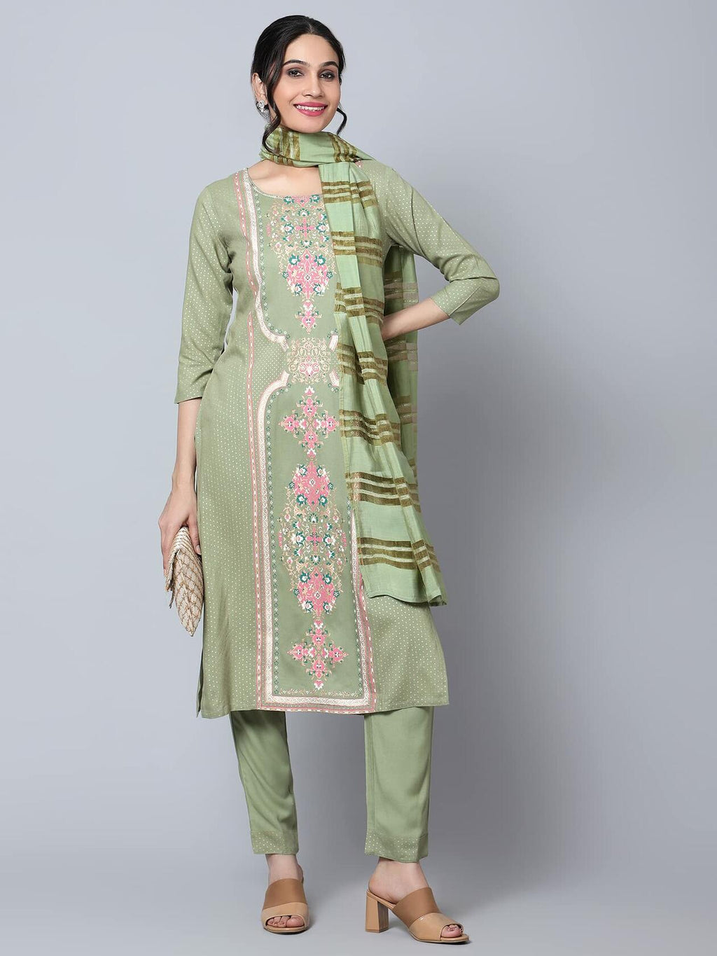 [Like New] Bani Women Rayon Embroidered Kurta Pant Dupatta Set Green Size XX-Large