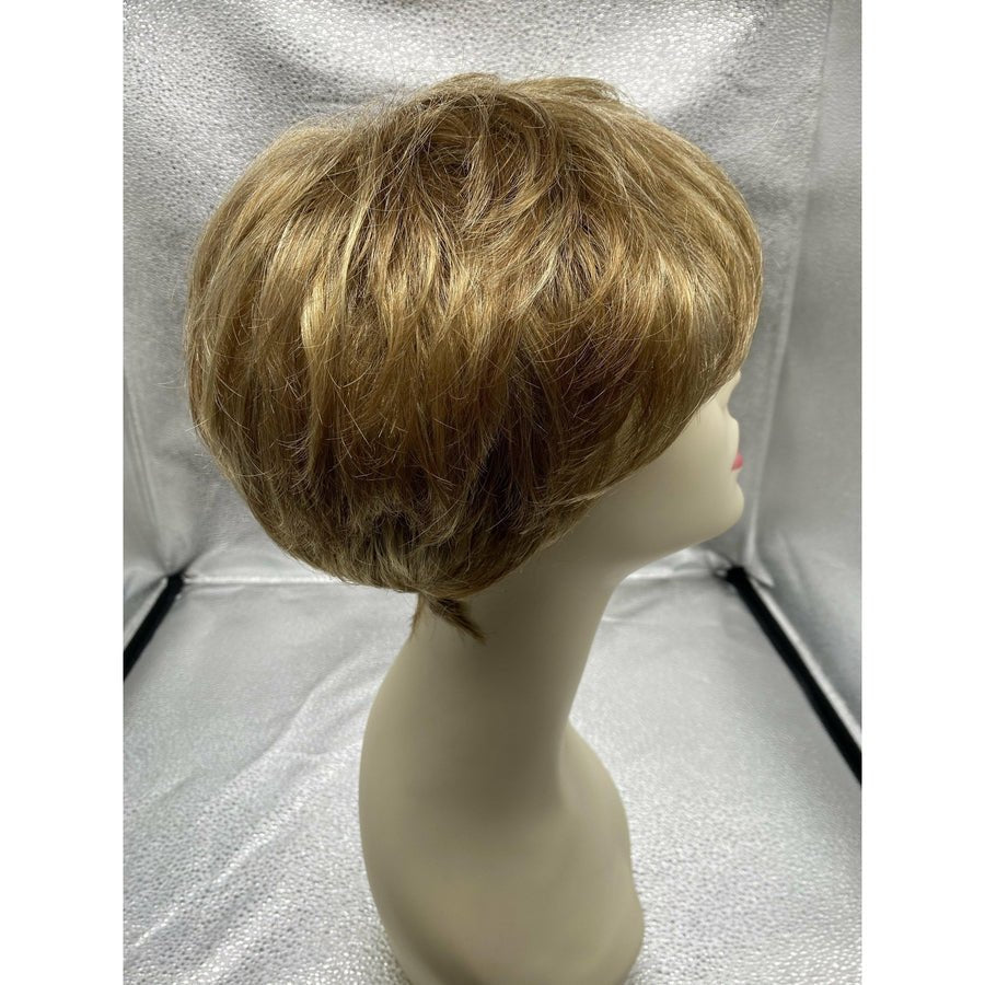 Raquel Welch Winner Wig