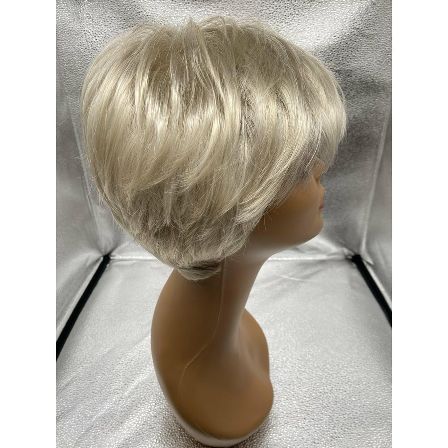 Raquel Welch Winner Wig