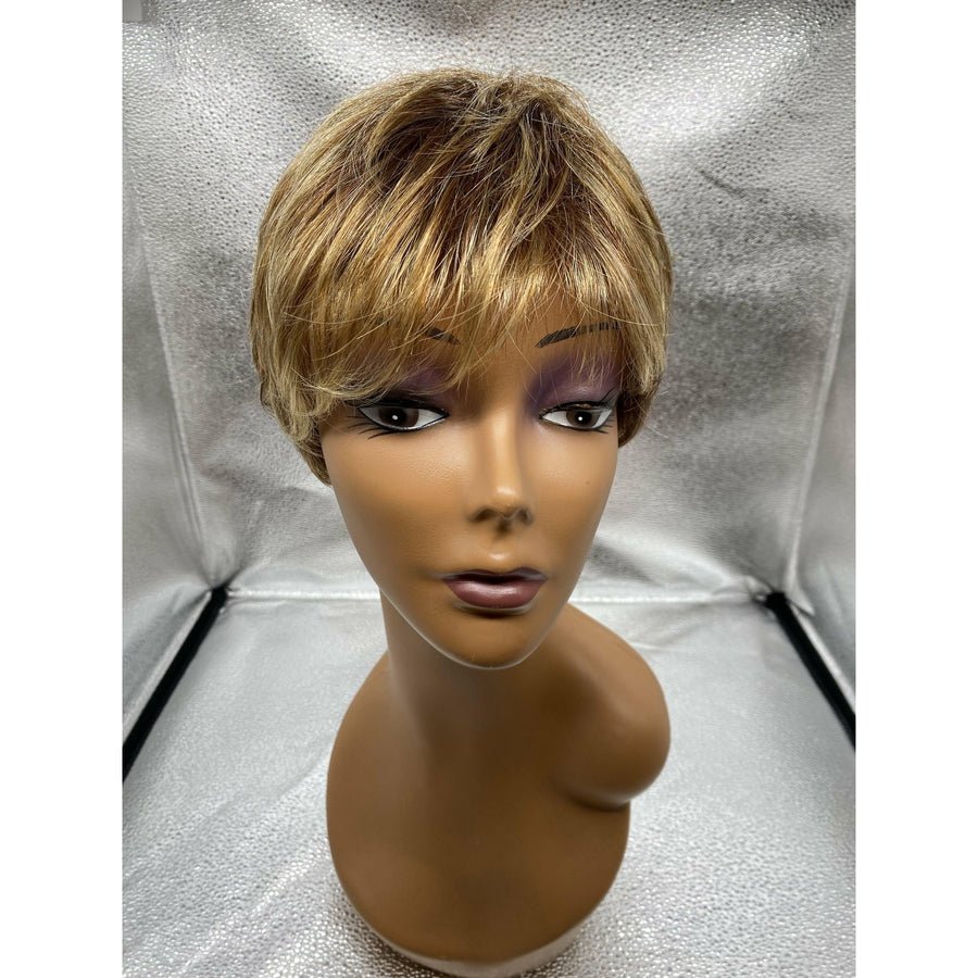 Raquel Welch Winner Wig