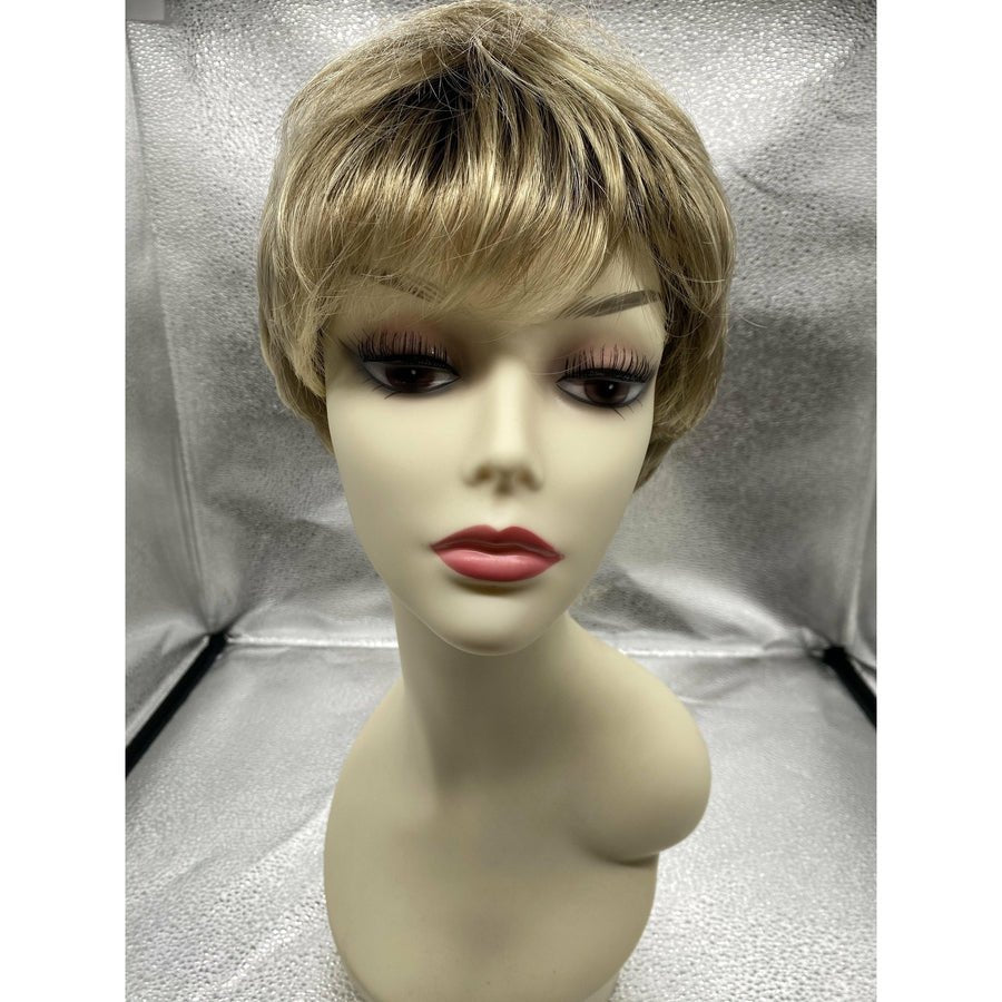 Raquel Welch Winner Wig