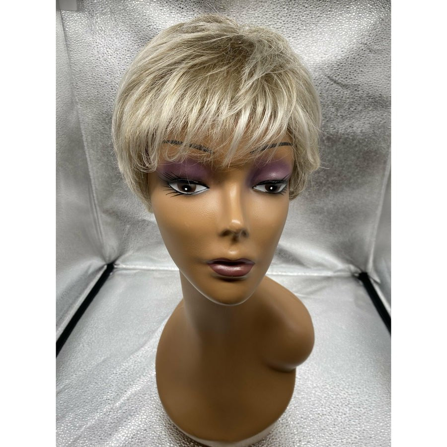 Raquel Welch Winner Wig