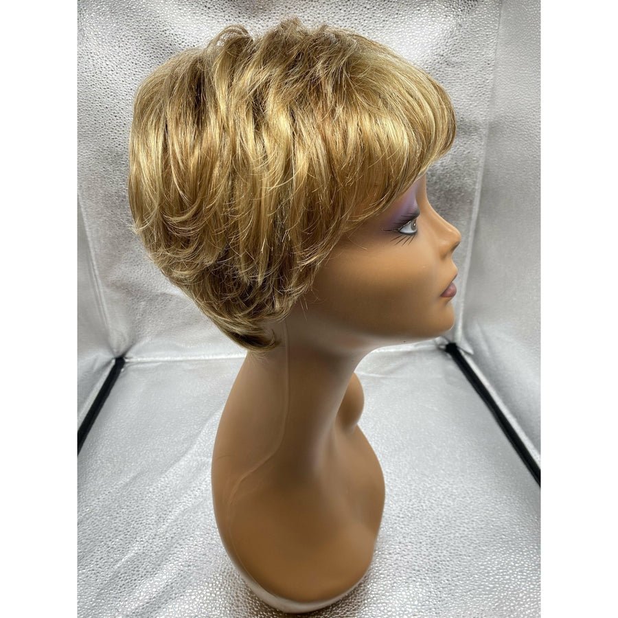 Raquel Welch Winner Wig