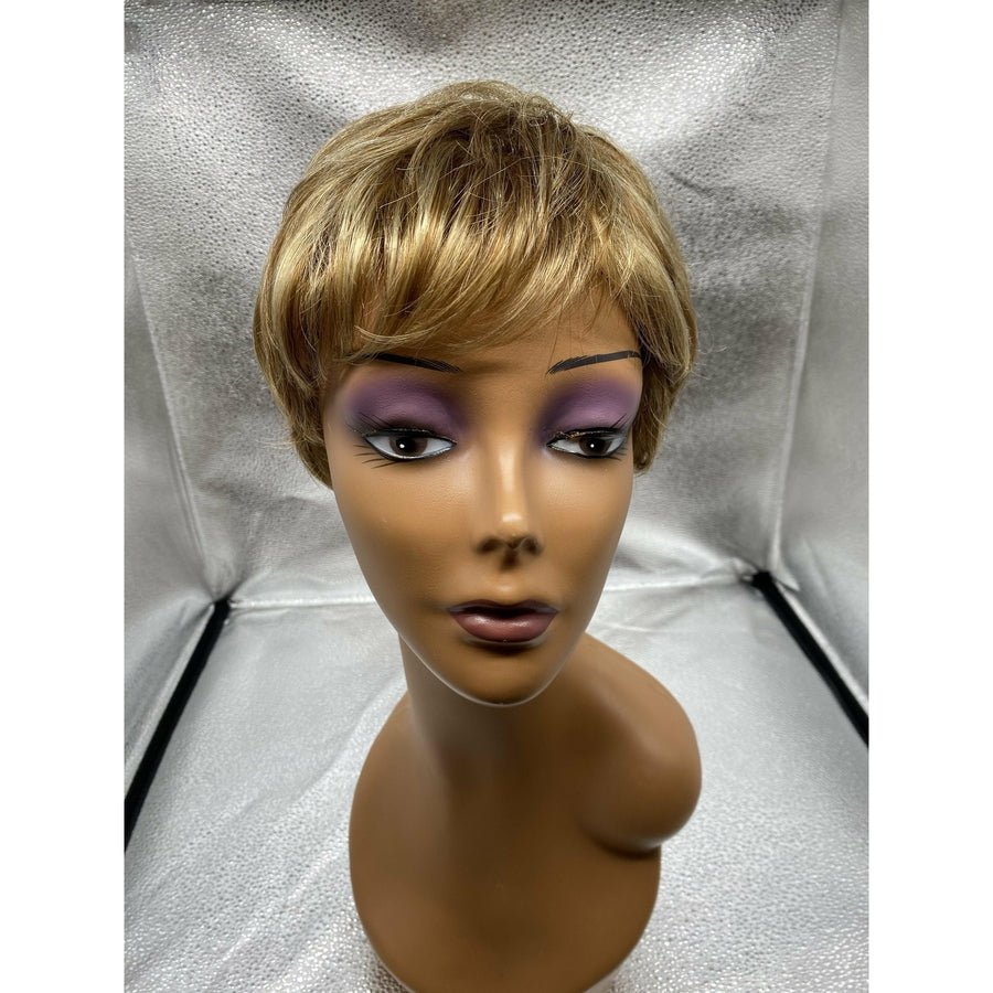 Raquel Welch Winner Wig